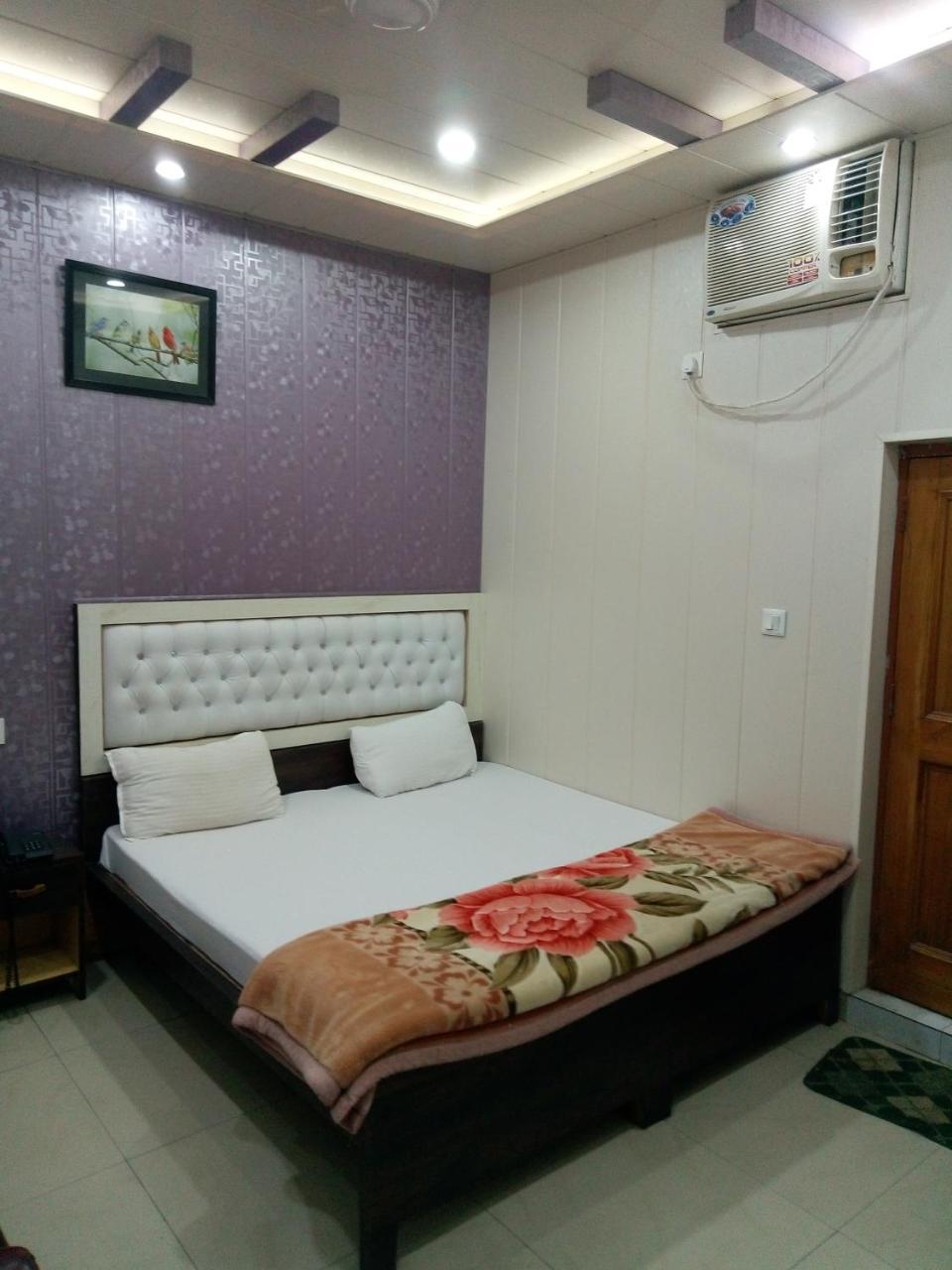 Hotel Sunrise Orai Exterior photo
